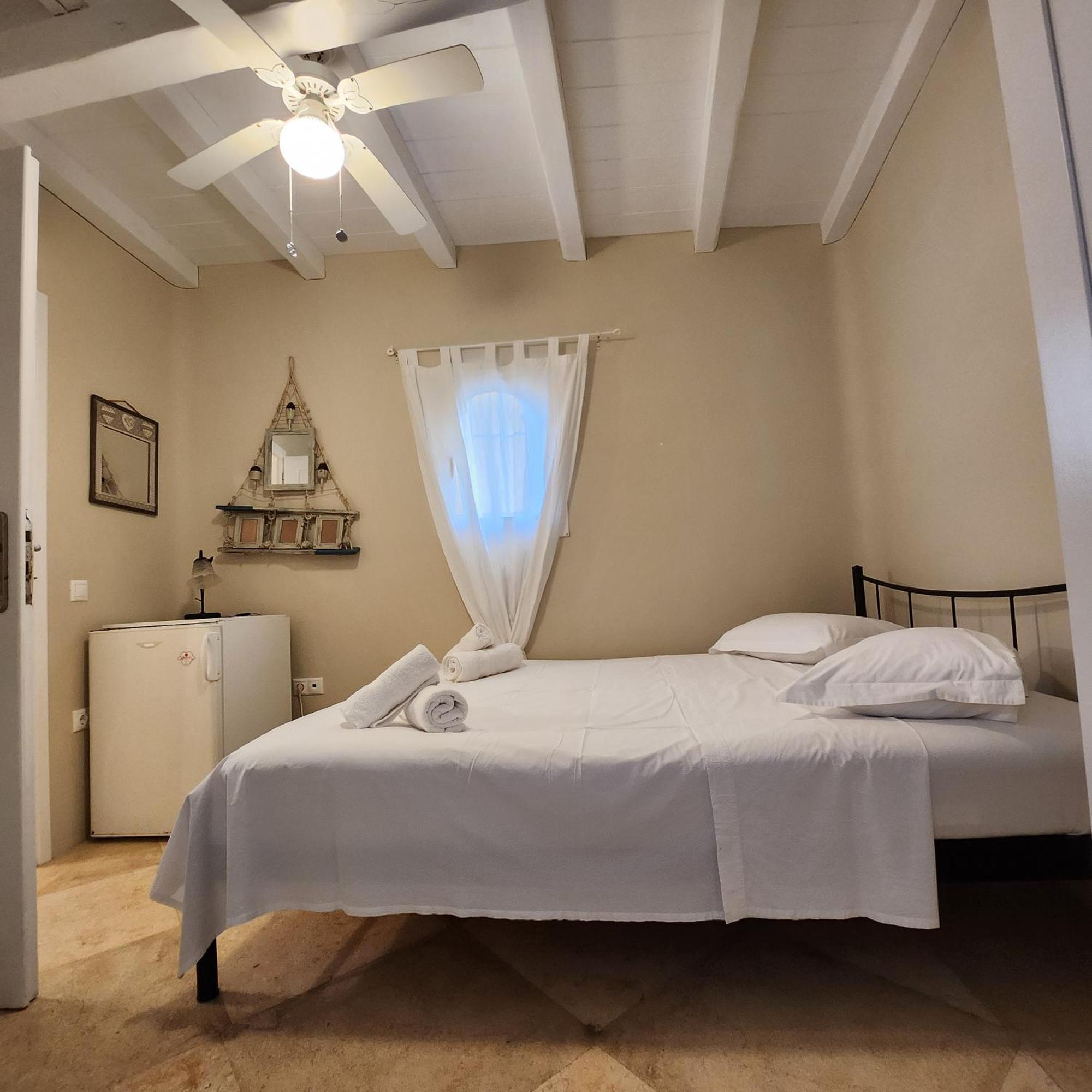 Mykonian Iros Suites & Villas Mykonos Town Екстериор снимка