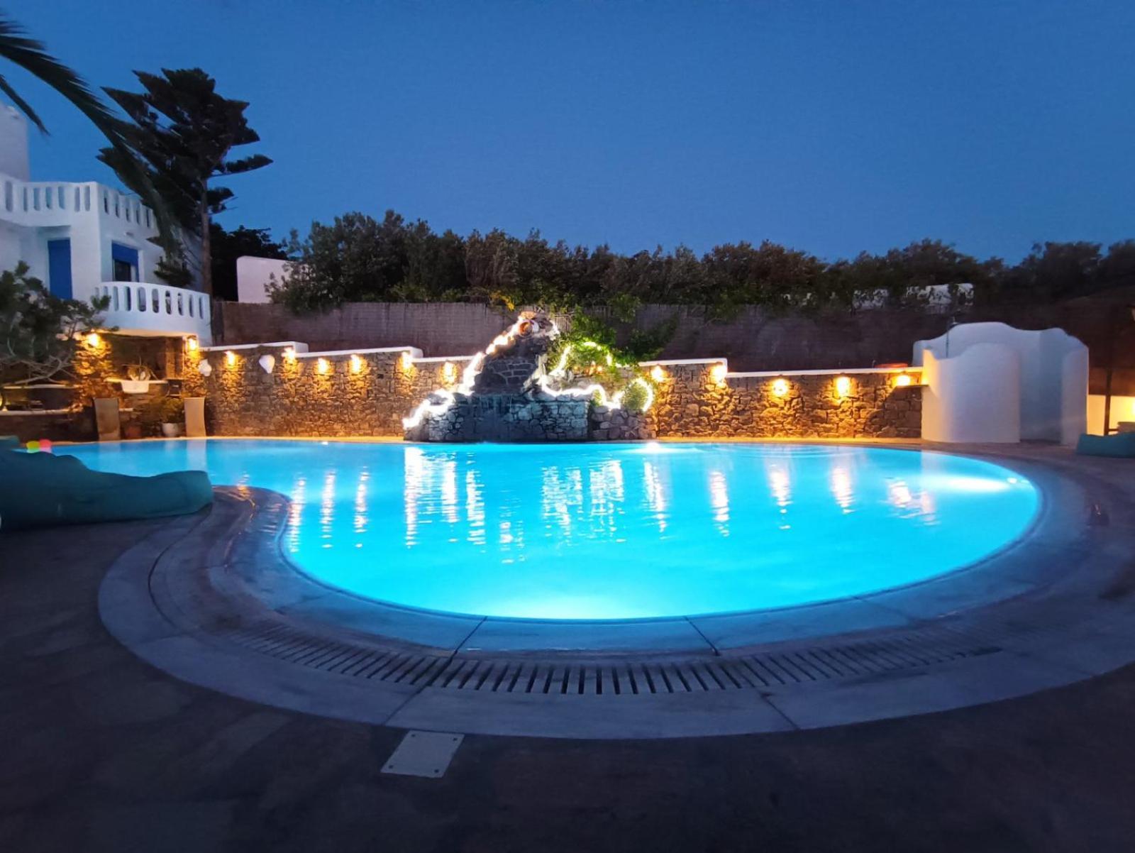 Mykonian Iros Suites & Villas Mykonos Town Екстериор снимка